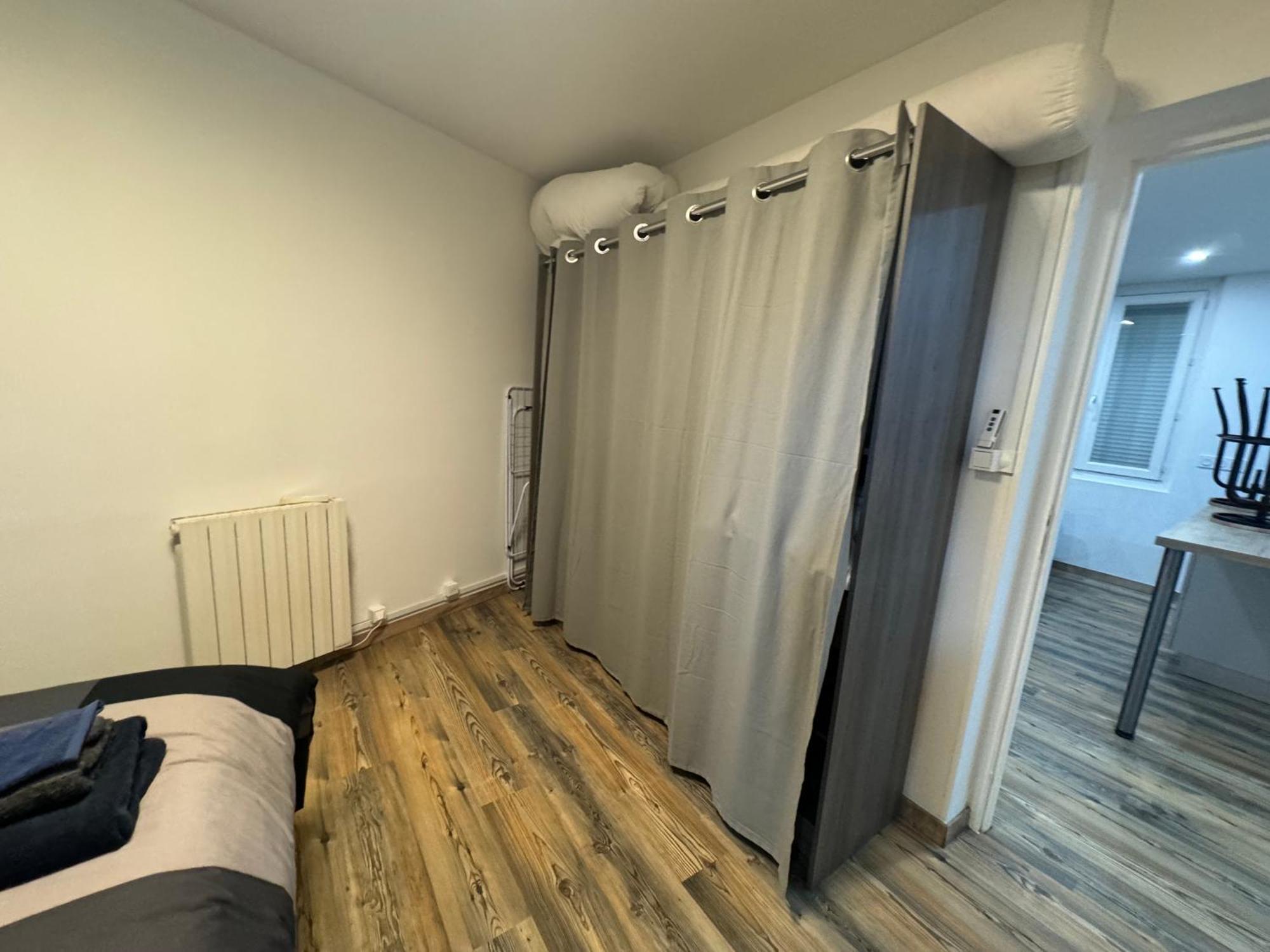 Appartement Cosy Roussillon  ภายนอก รูปภาพ